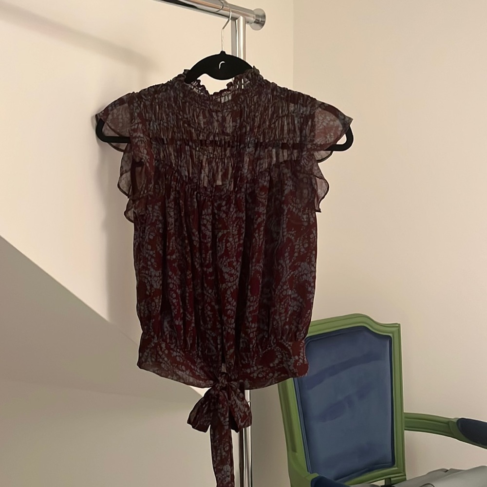 Olivaceous floral top size S brand new
